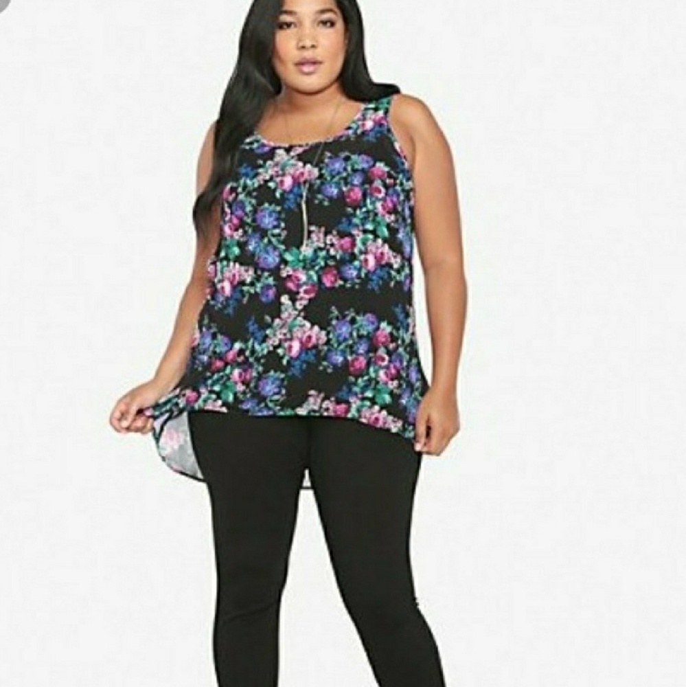 Torrid Top 🌹🥀
